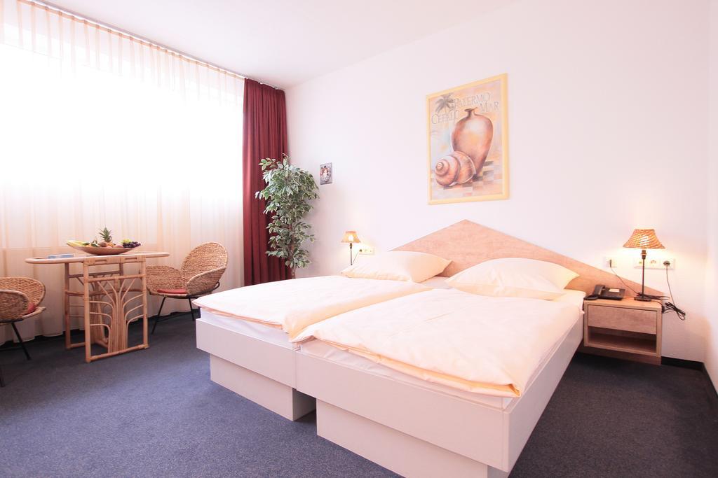 Ib Hotel Am Wallgraben Stuttgart Zimmer foto